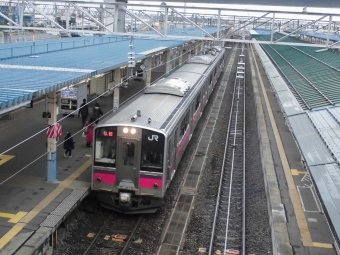 JR東日本 クハ700形 クハ700-3 鉄道フォト・写真 by もふもふさん 青森駅 (JR)：2016年04月03日17時ごろ
