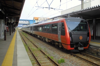 JR東日本 HB-E301形 海里(快速) HB-E301-6 鉄道フォト・写真 by もふもふさん 鶴岡駅：2022年04月30日15時ごろ