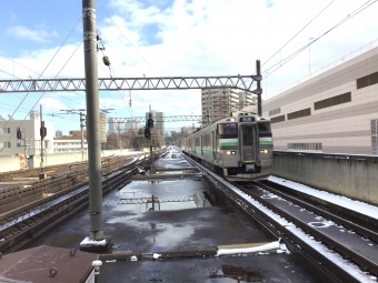 JR北海道 クハ733形 クハ733-214 鉄道フォト・写真 by もふもふさん 桑園駅：2019年11月26日12時ごろ