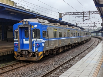 台湾鉄路管理局 EMU500型電車 鉄道フォト・写真 by こめさん ：2022年12月29日14時ごろ
