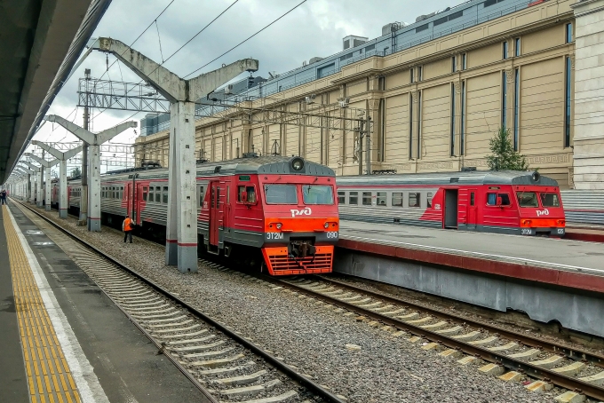 ロシア鉄道 ЭТ2М型直流電車 ЭТ2М 09009 サンクトペテルブルク・Московский（モスコフスキー）駅 鉄道フォト・写真 By