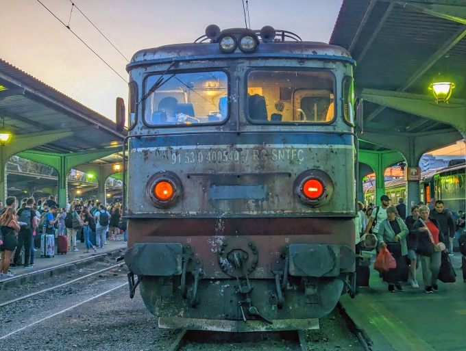 ルーマニア鉄道 クラス40形電気機関車 91 53 0 400540-7 Bükreşti Nord 