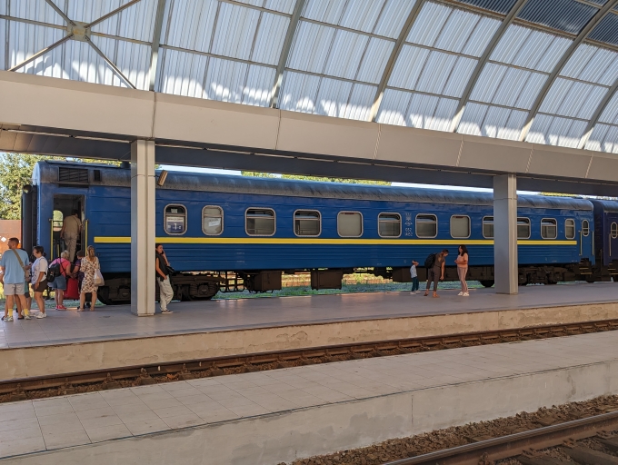 ウクライナ鉄道 03214152 Chisinau駅 鉄道フォト・写真 by こめさん レイルラボ(RailLab)