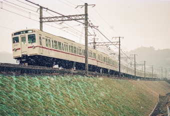 京王電鉄 京王6000系電車 6787 鉄道フォト・写真 by こめさん 高尾山口駅：1992年01月23日13時ごろ