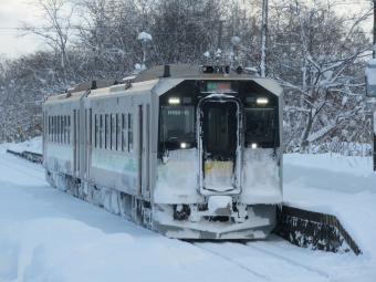 JR北海道 H100形 H100-15 鉄道フォト・写真 by TS鉄さん 然別駅：2021年12月31日10時ごろ