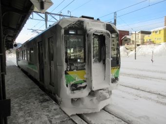 JR北海道 H100形 H100-6 鉄道フォト・写真 by TS鉄さん 小樽駅：2021年12月31日07時ごろ