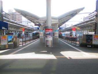 JR四国 8500形(Tc) 8503 鉄道フォト・写真 by Aץameさん 高松駅 (香川県)：2021年03月22日14時ごろ