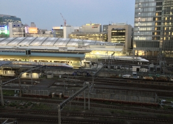 JR西日本 700系新幹線電車 723形(Tc) 鉄道フォト・写真 by Aץameさん 東京駅 (JR)：2013年08月28日18時ごろ