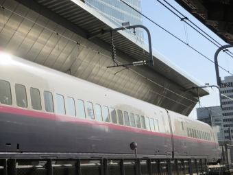 JR東日本 E226形(M2) E226-111 鉄道フォト・写真 by Aץameさん 東京駅 (JR)：2014年12月27日14時ごろ