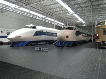JR東海 123形(Tc) 123-1 鉄道フォト・写真 by Aץameさん 金城ふ頭駅：2011年06月24日13時ごろ