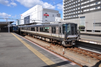 JR西日本 クモハ223形 クモハ223-3028 鉄道フォト・写真 by Aץameさん 姫路駅：2021年10月23日10時ごろ