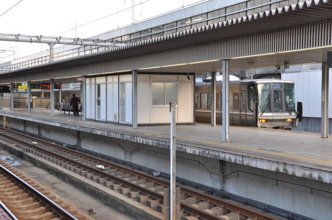 JR西日本 クハ222形 クハ222-1012 鉄道フォト・写真 by Aץameさん 姫路駅：2021年10月23日16時ごろ