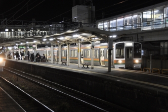 JR東海 クハ210形 クハ210-5026 鉄道フォト・写真 by Aץameさん 掛川駅 (JR)：2021年12月12日18時ごろ