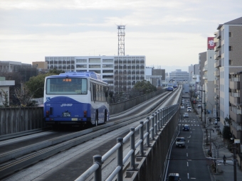 名古屋ガイドウェイバス GB-2110形 G-06 鉄道フォト・写真 by Aץameさん 砂田橋駅 (ゆとりーとライン)：2021年12月20日15時ごろ