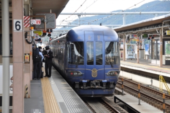 京都丹後鉄道 KTR8000形 はしだて(特急) KTR8011 鉄道フォト・写真 by Aץameさん 福知山駅 (JR)：2021年10月24日13時ごろ