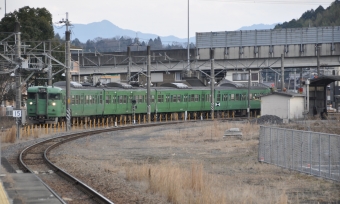 JR西日本 クハ111形 クハ111-7755 鉄道フォト・写真 by Aץameさん 貴生川駅 (JR)：2021年12月29日15時ごろ