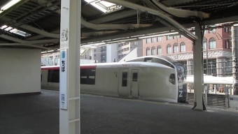 JR東日本E259系 クロE259形(Tsc) 鉄道フォト・写真 by Aץameさん 千葉駅 (JR)：2018年06月09日15時ごろ