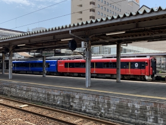 JR東日本 EV-E801形(Mc) EV-E801-6 鉄道フォト・写真 by あやめさん 秋田駅：2022年05月07日12時ごろ