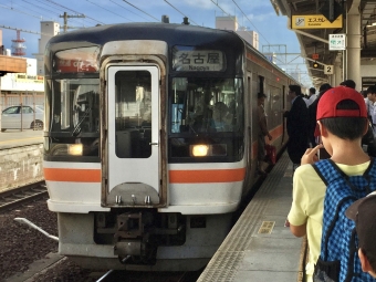 JR東海キハ75系気動車 みえ(快速) 鉄道フォト・写真 by Aץameさん 桑名駅 (JR)：2015年08月27日15時ごろ