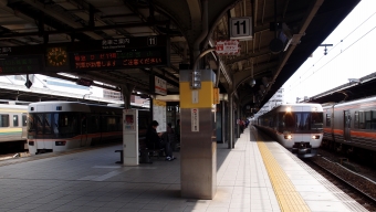 JR東海 クモハ383形 （ワイドビュー）しなの(特急) クモハ383-16 鉄道フォト・写真 by Aץameさん 名古屋駅 (JR)：2014年04月05日13時ごろ