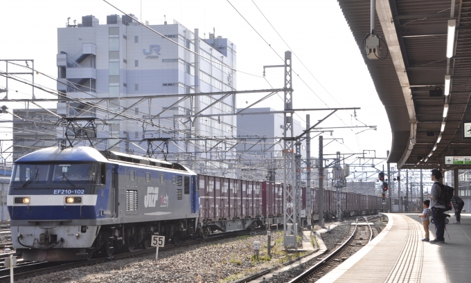 鉄道フォト・写真：JR貨物EF210形電気機関車 EF210-102 京都駅 (JR) 鉄道フォト・写真 by Aץameさん - 撮影日 2023/04/02 16:20