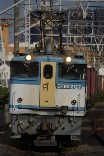JR貨物 国鉄EF65形電気機関車 EF65-2127 鉄道フォト・写真 by 浜五井さん 八丁畷駅 (JR)：2022年07月20日16時ごろ