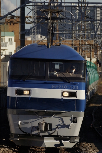 JR貨物 EF210形 EF210-124 鉄道フォト・写真 by 浜五井の撮影記録さん 八丁畷駅 (JR)：2022年12月20日14時ごろ