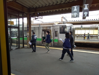 JR北海道 クハ733形 クハ733-118 鉄道フォト・写真 by Koutaさん 千歳駅 (北海道)：2020年10月16日13時ごろ