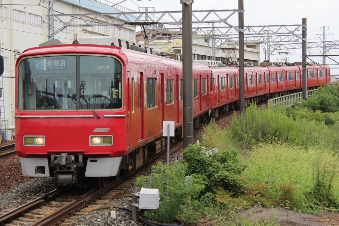 鉄道フォト・写真：名古屋鉄道 名鉄3500系電車 3215 神宮前駅 鉄道フォト・写真 by 神 宮 前さん - 撮影日 2022/08/21 10:20