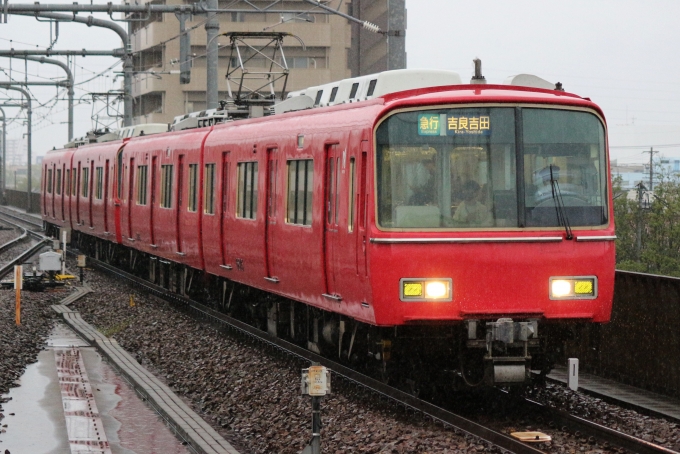 鉄道フォト・写真：名古屋鉄道 名鉄6000系電車 6815 鳴海駅 鉄道フォト・写真 by 神 宮 前さん - 撮影日 2023/10/08 16:07