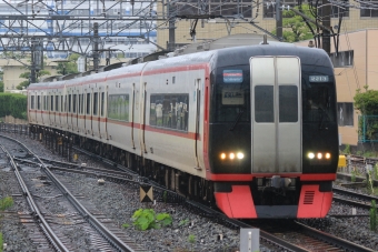 名古屋鉄道 名鉄モ2200形 2213 鉄道フォト・写真 by 神 宮 前さん 神宮前駅：2024年06月18日12時ごろ