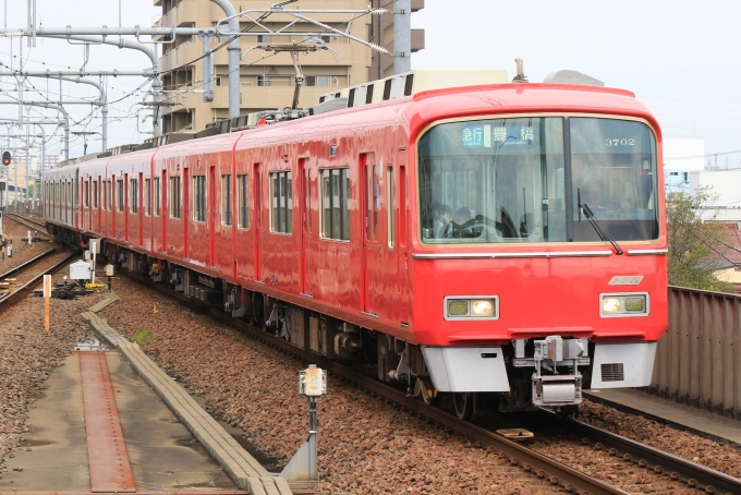 鉄道フォト・写真：名古屋鉄道 名鉄3500系電車 3702 鳴海駅 鉄道フォト・写真 by 神 宮 前さん - 撮影日 2024/06/26 08:58