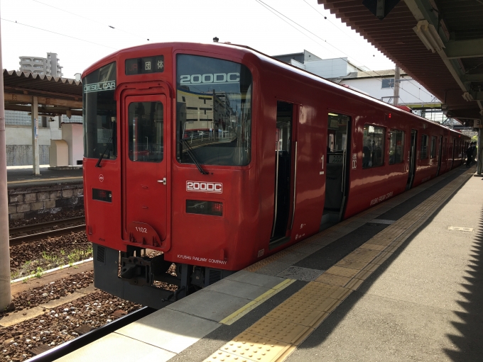 JR九州 キハ200系 赤い快速 西小倉駅 鉄道フォト・写真 by Shu813さん