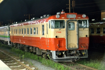 JR北海道 キハ40形 キハ40 1766 鉄道フォト・写真 by dd51aokageさん 新得駅：2021年08月28日19時ごろ