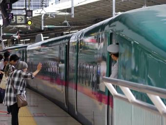 JR東日本 E523形(T1c) E523-40 鉄道フォト・写真 by Aqrafさん 東京駅 (JR)：2019年07月15日12時ごろ
