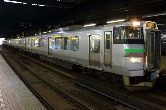 JR北海道 クハ735形 クハ735-201 鉄道フォト・写真 by S.Hayashiさん 札幌駅：2021年11月29日07時ごろ
