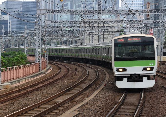 鉄道フォト・写真：JR東日本E231系電車 有楽町駅 (JR) 鉄道フォト・写真 by yumaちゃんさん - 撮影日 2017/06/08 12:34