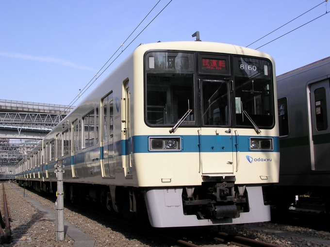 小田急電鉄 8160 (小田急8000形) 車両ガイド | レイルラボ(RailLab)