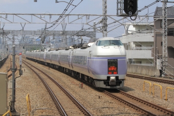 JR東日本E351系電車 鉄道フォト・写真 by yumaちゃんさん 西荻窪駅：2017年05月19日11時ごろ