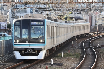 東京メトロ15000系電車 鉄道フォト・写真 by yumaちゃんさん 荻窪駅 (JR)：2022年12月15日13時ごろ