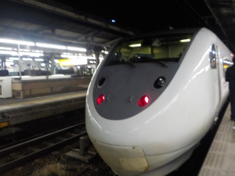 JR西日本 クロ681形 クロ681-8 鉄道フォト・写真 by 天保さん 名古屋駅 (JR)：2021年12月20日22時ごろ