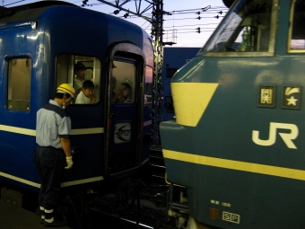 JR西日本 国鉄EF66形電気機関車 はやぶさ・富士(特急) EF66 鉄道フォト・写真 by おいさん 下関駅：2006年08月06日19時ごろ