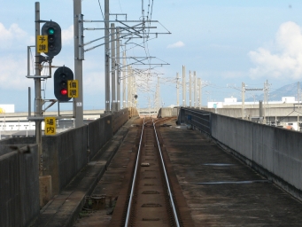 JR四国 鉄道フォト・写真 by おいさん 宇多津駅：2008年08月15日08時ごろ