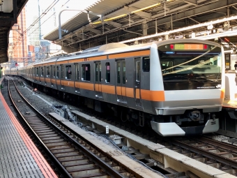 JR東日本 クハE233形 クハE233-13 鉄道フォト・写真 by おいさん 新宿駅 (JR)：2021年12月24日14時ごろ