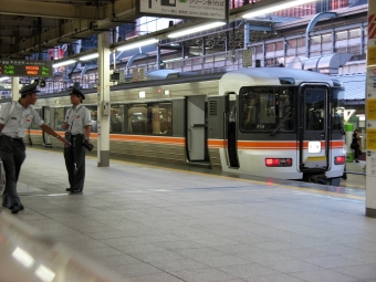JR東海 クモハ373形 クモハ373-11 鉄道フォト・写真 by おいさん 東京駅 (JR)：2009年08月16日05時ごろ
