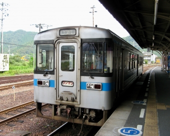 JR四国 1000形 1023 鉄道フォト・写真 by おいさん 須崎駅：2010年08月14日15時ごろ