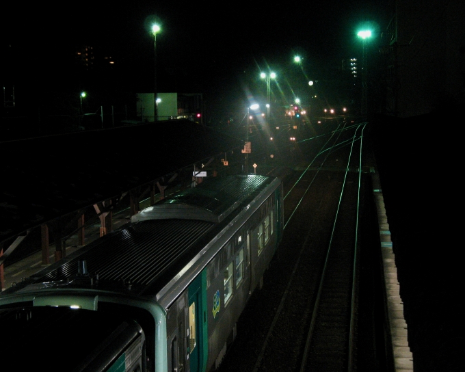 JR四国 1500形 1552 鉄道フォト・写真 by おいさん 徳島駅：2010年08月15日23時ごろ
