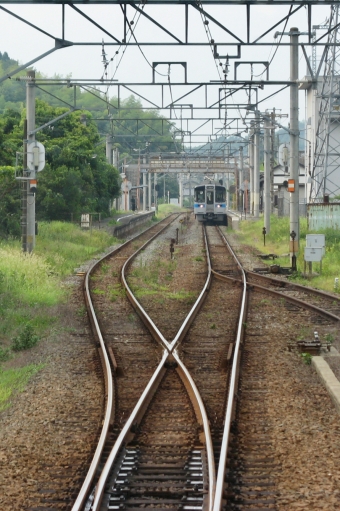 JR四国 7000形(cMc) 7002 鉄道フォト・写真 by おいさん 伊予桜井駅：2010年08月13日16時ごろ