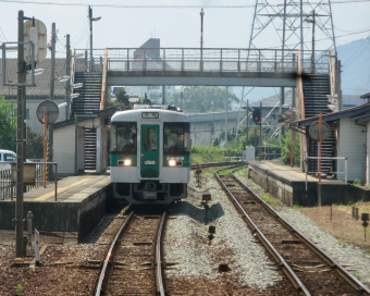 JR四国 1200形 1249 鉄道フォト・写真 by おいさん 吉成駅：2010年08月16日10時ごろ