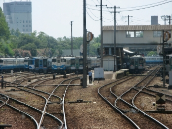 JR四国 1200形 1253 鉄道フォト・写真 by おいさん 徳島駅：2010年08月16日10時ごろ